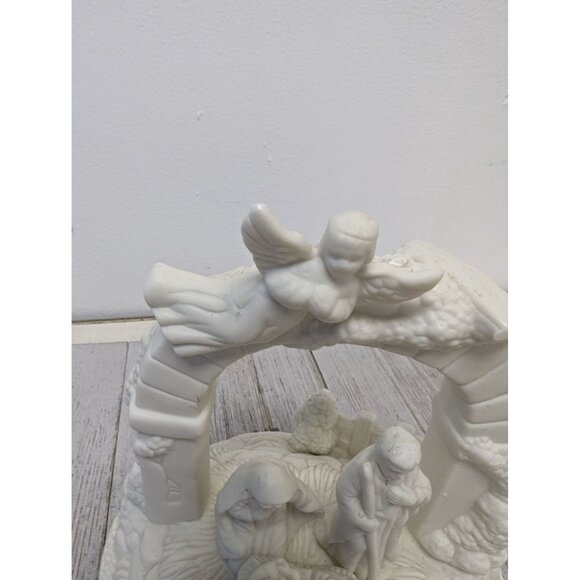 Musical Nativity Figurine Plays Silent Night Off White Bisque Holy Family 8” - Picture 3 of 8